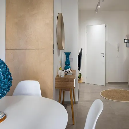Acquaduci Apartment *